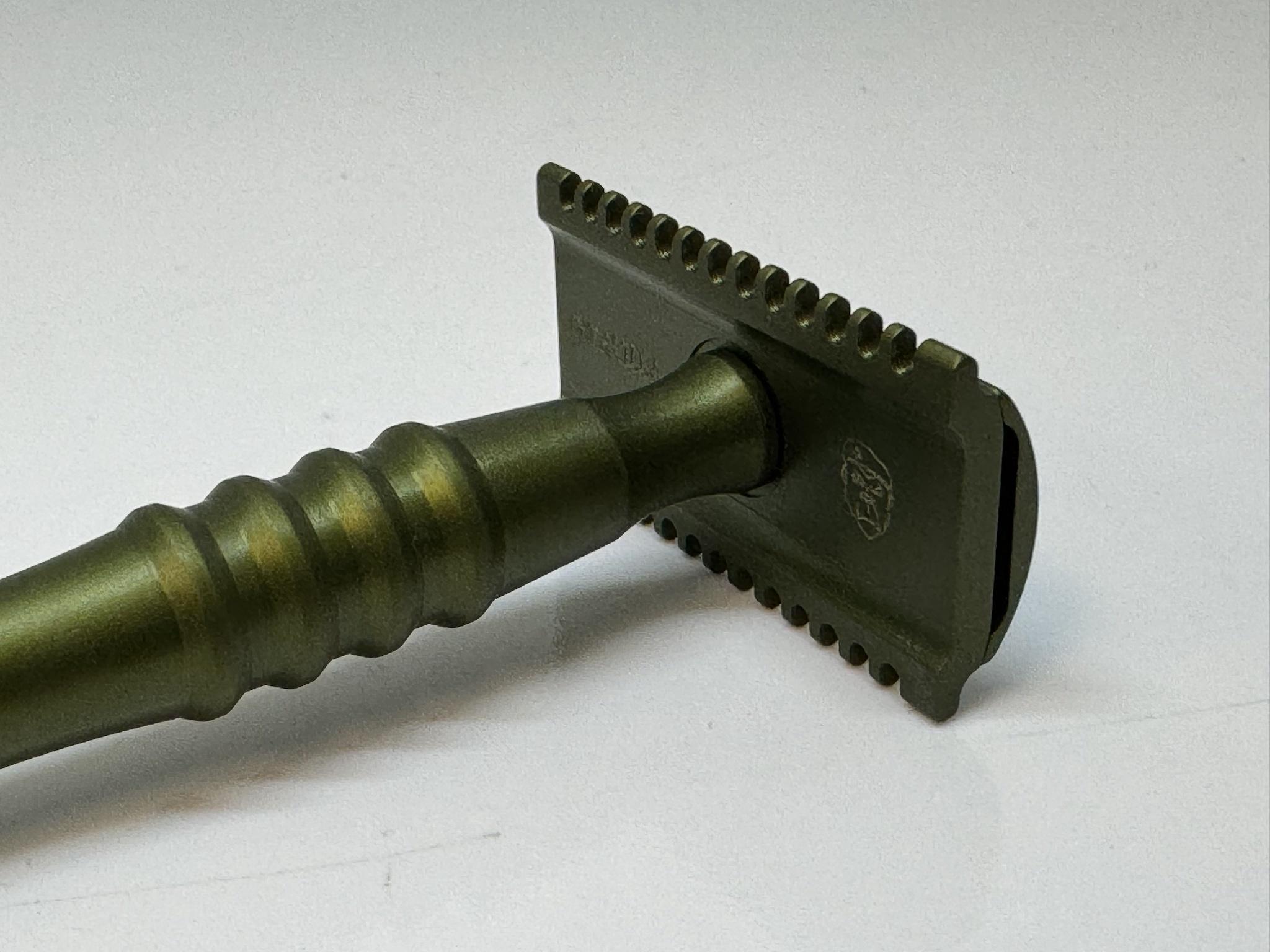 ARMY GREEN – GUERRILLA RAZORS