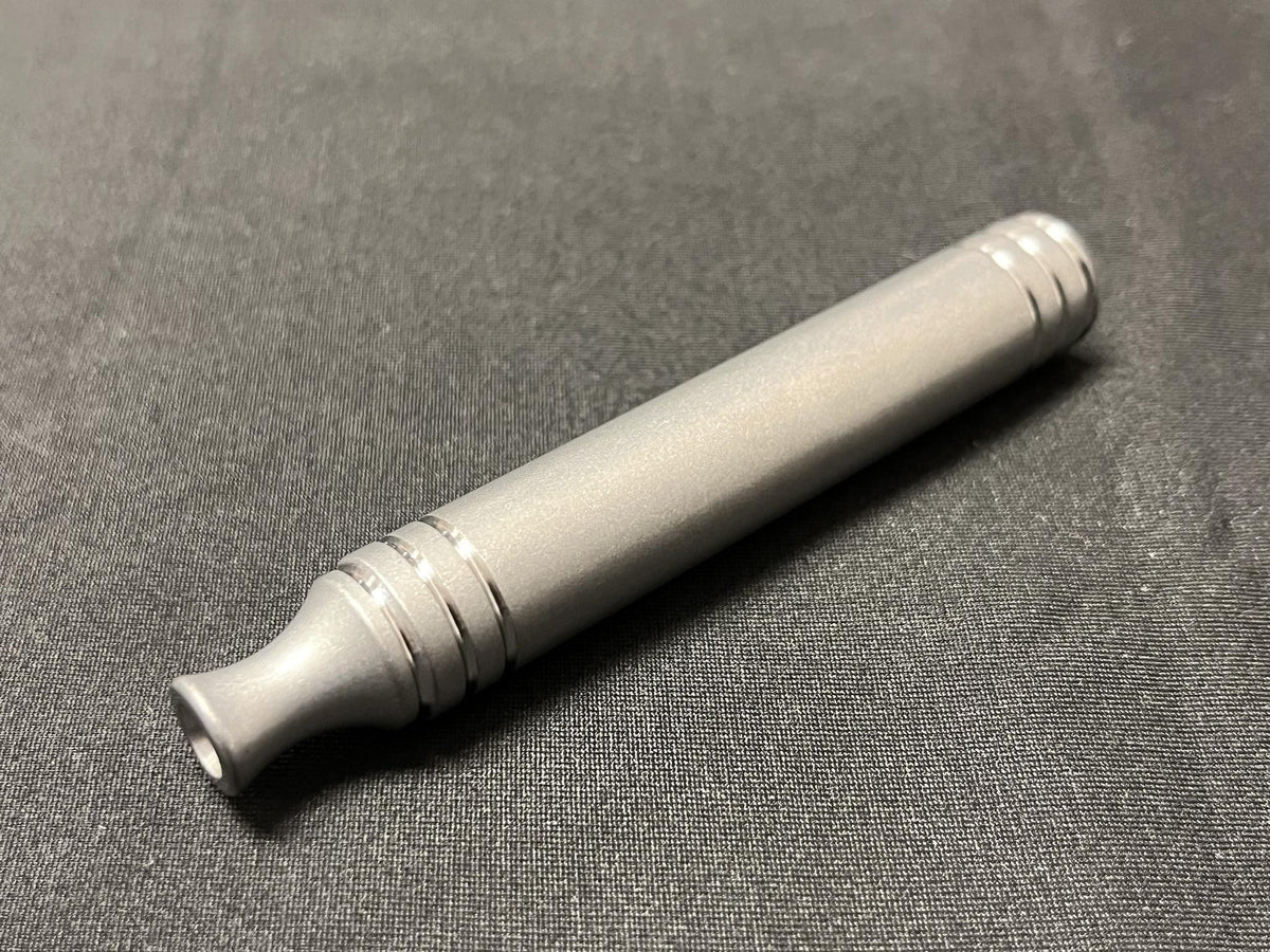 Titanium Handle Razor Grade 5 Titanium - Original Guerrilla Handle – GUERRILLA RAZORS