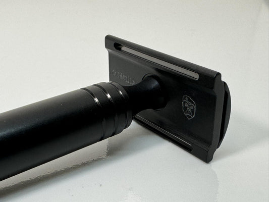 Guillotine Razor Anodized Aluminum – GUERRILLA RAZORS